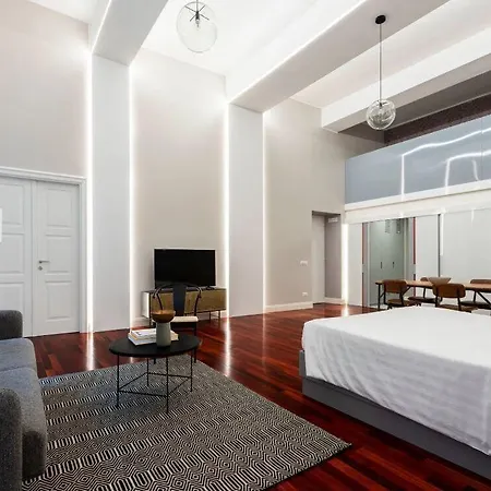 アパートホテル Croce