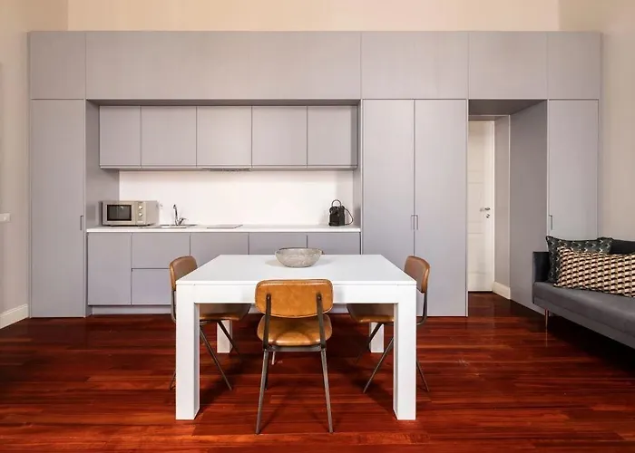 Croce Apartahotel Roma